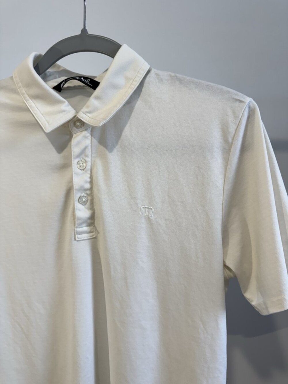 TravisMathew Golf Polo Men's M Cream White - Picture 2 of 8